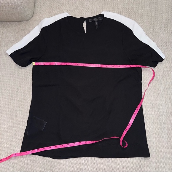 BCBGMaxAzria Black Cutout Back Short Sleeve Blouse - Picture 6 of 9